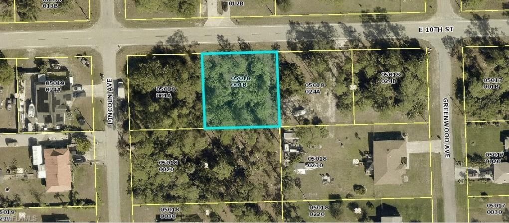 602 E 10th ST LEHIGH ACRES, FL 33972