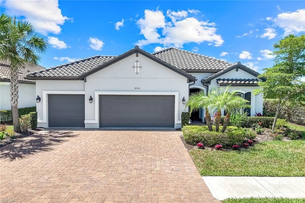 8396 Promoso CT NAPLES, FL 34114
