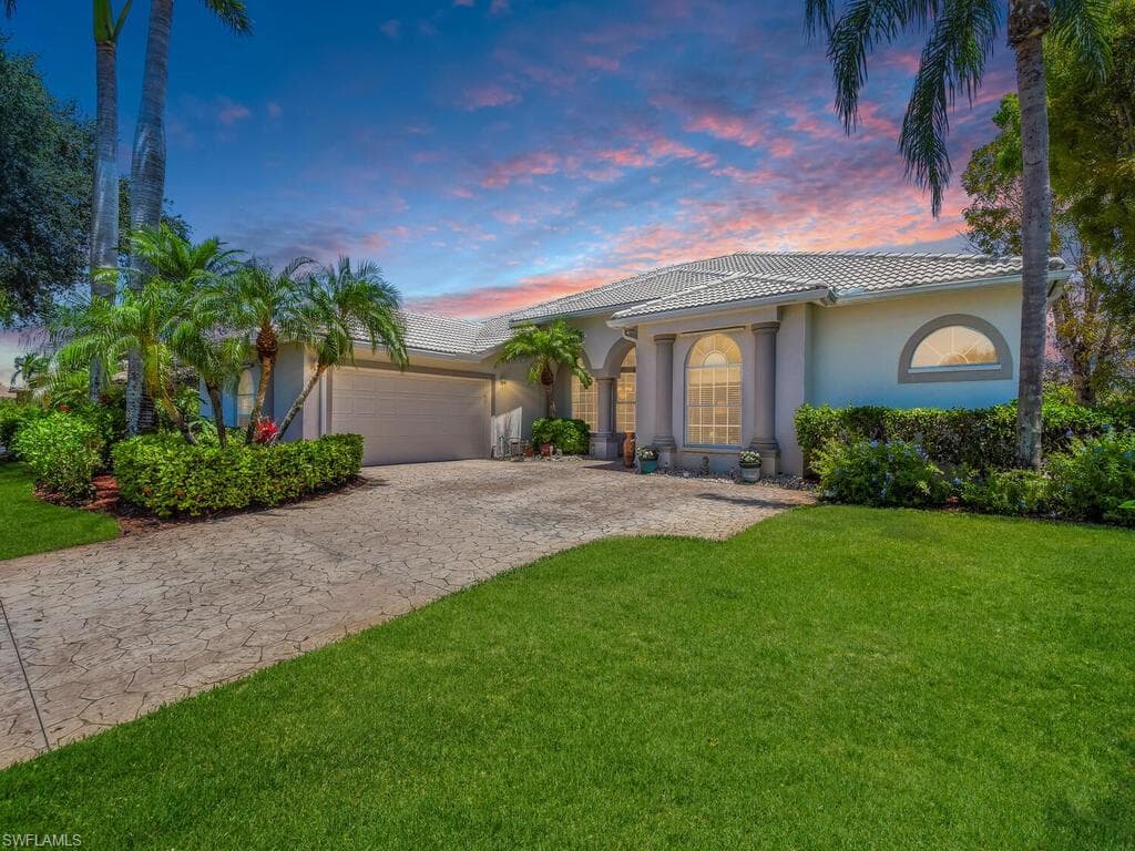 9051 Cedar Creek DR BONITA SPRINGS, FL 34135