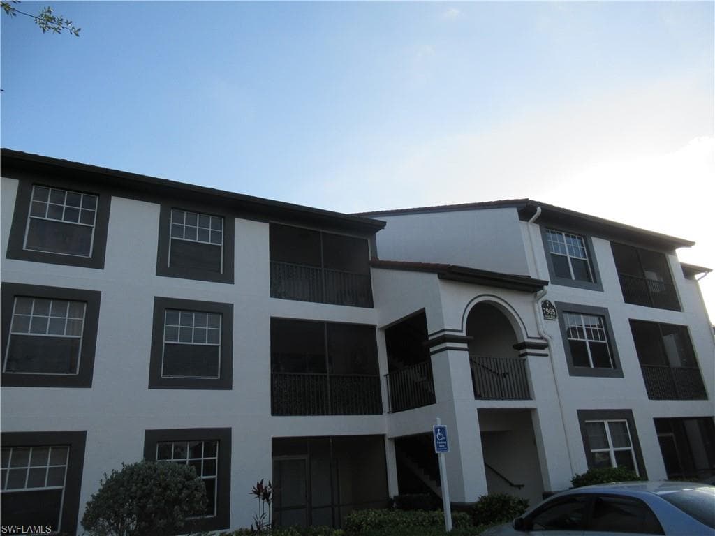 7965 Preserve CIR 714 NAPLES, FL 34119