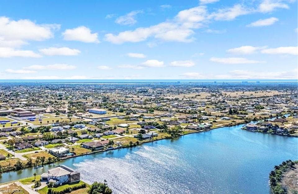 1024 NE 23rd TER CAPE CORAL, FL 33909