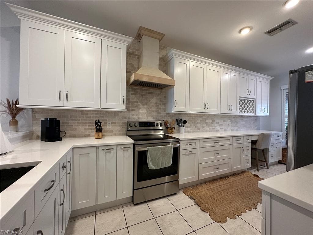 1728 Morning Sun LN D-8 NAPLES, FL 34119