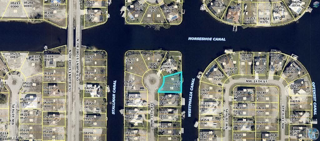 1253 NW 39th AVE CAPE CORAL, FL 33993