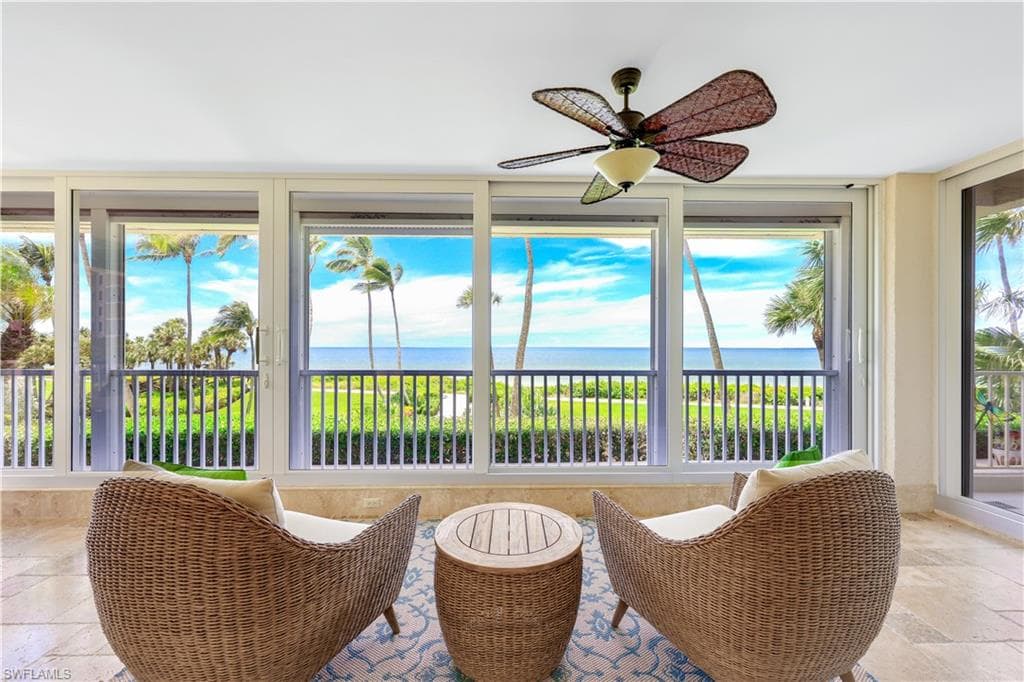 4301 Gulf Shore BLVD N 203 NAPLES, FL 34103