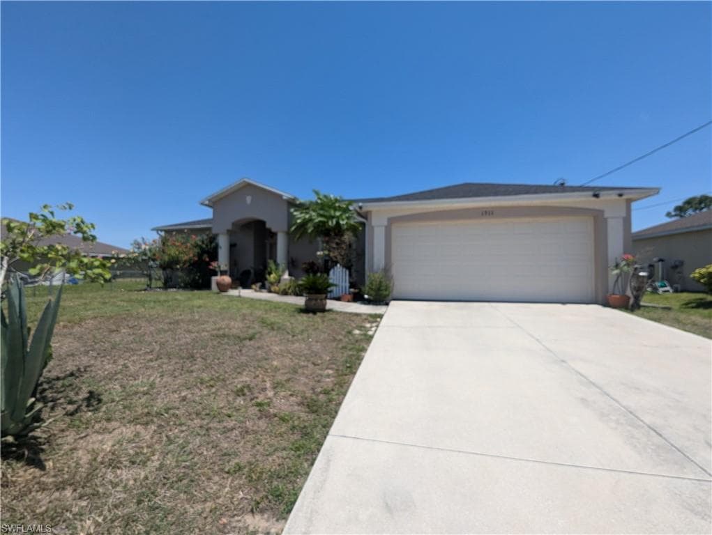 1711 NW 28th TER CAPE CORAL, FL 33993