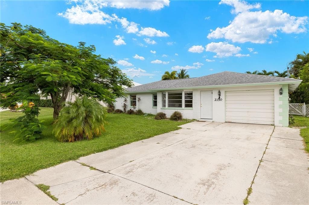 2150 Aruba AVE FORT MYERS, FL 33905
