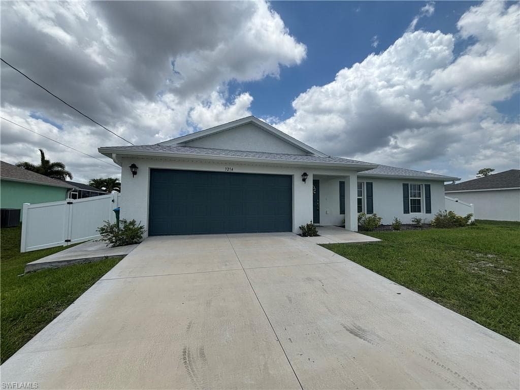 3214 NE 14th PL CAPE CORAL, FL 33909