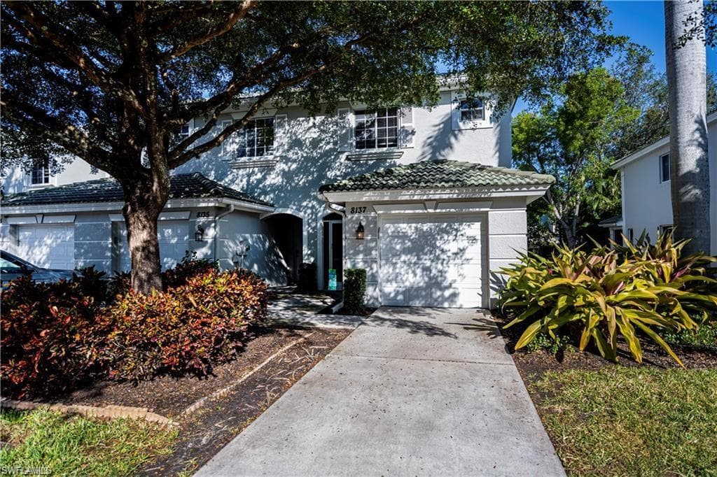 8137 Pacific Beach DR FORT MYERS, FL 33966