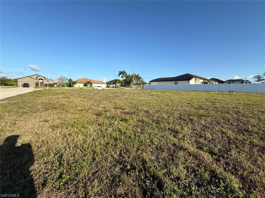 1223 SW 18th AVE CAPE CORAL, FL 33991