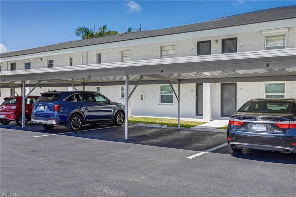 4126 Belair LN B-10 NAPLES, FL 34103