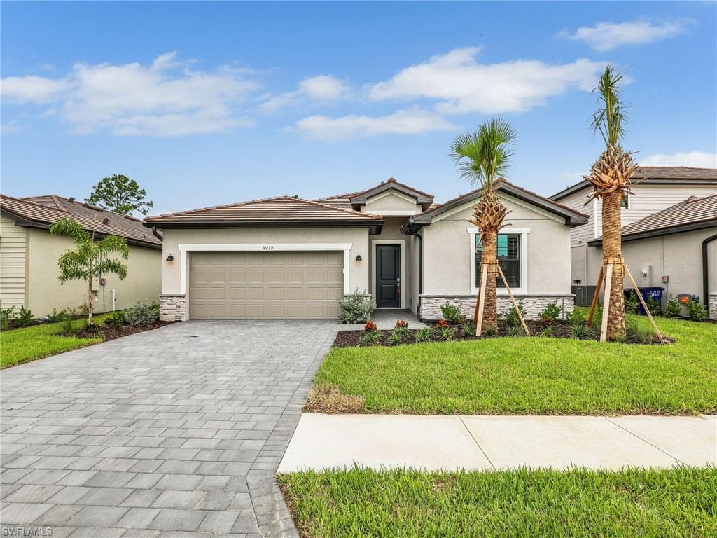 14267 Winding Cedar WAY FORT MYERS, FL 33913