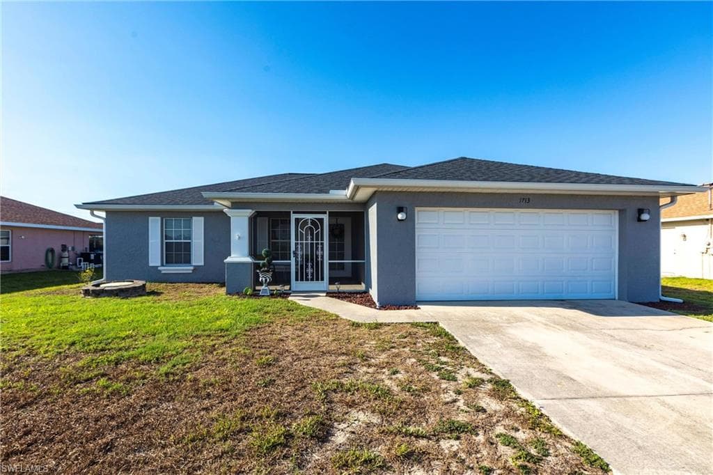 1713 S Gator CIR CAPE CORAL, FL 33909