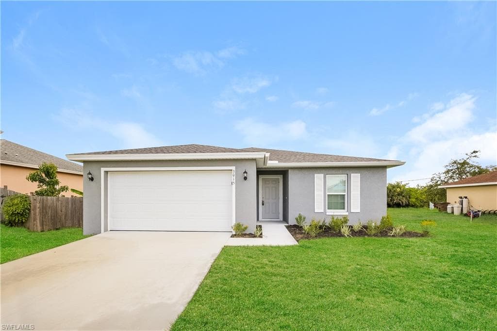 3015 13th ST SW LEHIGH ACRES, FL 33976