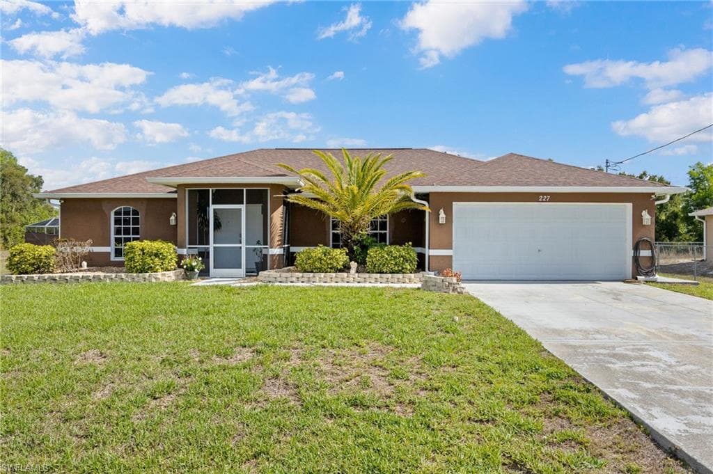 227 Manasota ST FORT MYERS, FL 33913