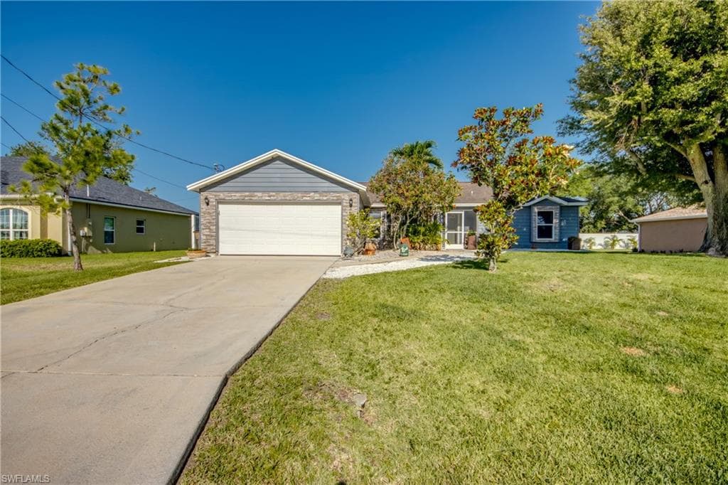 2532 SW 12th PL CAPE CORAL, FL 33914