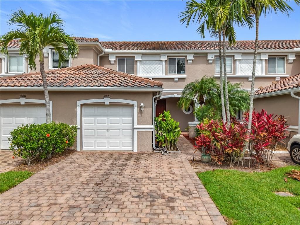 10013 Chiana CIR FORT MYERS, FL 33905