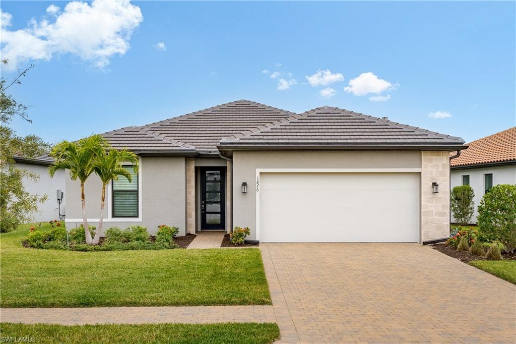 1876 Terreno BLVD NAPLES, FL 34120