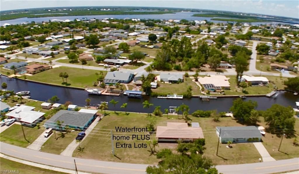 27193 Voyageur DR PUNTA GORDA, FL 33983