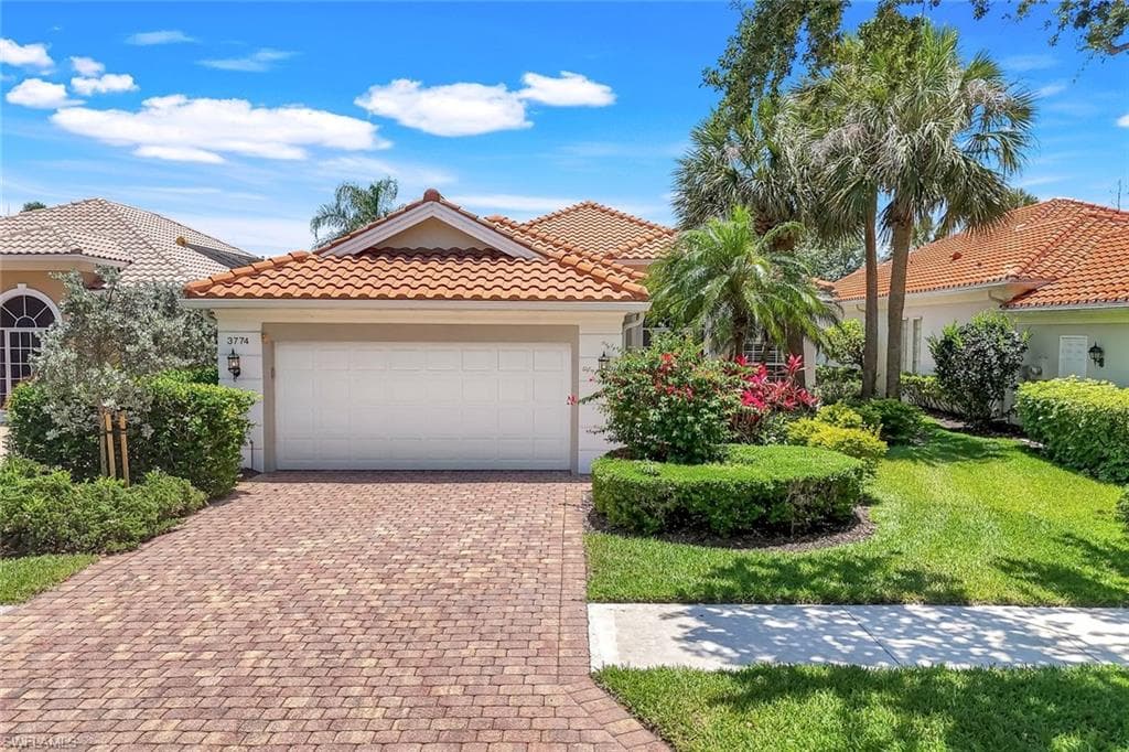 3774 Whidbey WAY NAPLES, FL 34119