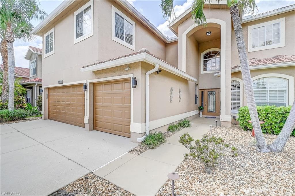 9742 Blue Stone CIR FORT MYERS, FL 33913