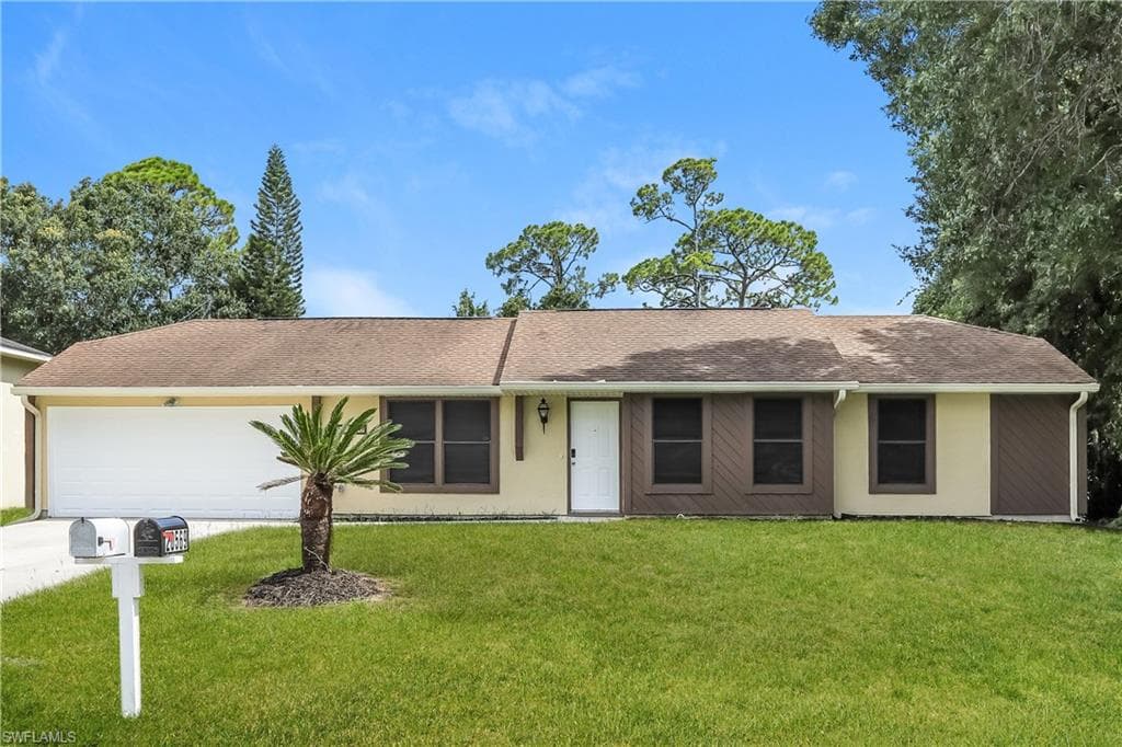 20569 Tappan Zee DR PORT CHARLOTTE, FL 33952