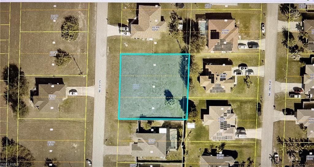 2817 NE 1st PL CAPE CORAL, FL 33909