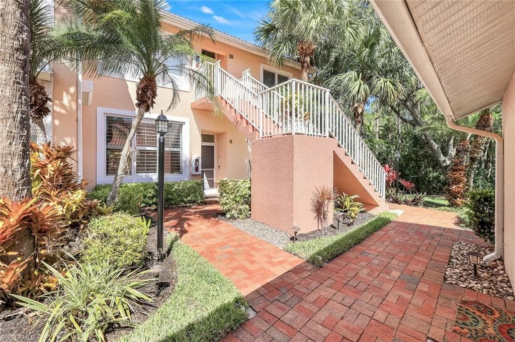 2365 Hidden Lake DR 4309 NAPLES, FL 34112