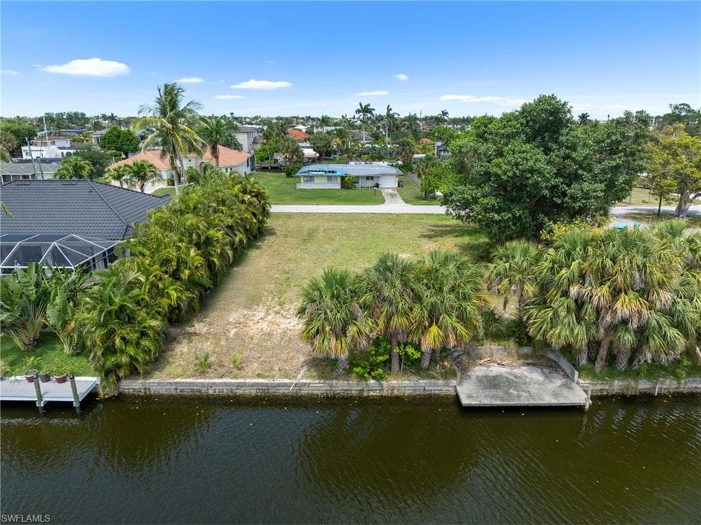 5115 Manor CT CAPE CORAL, FL 33904