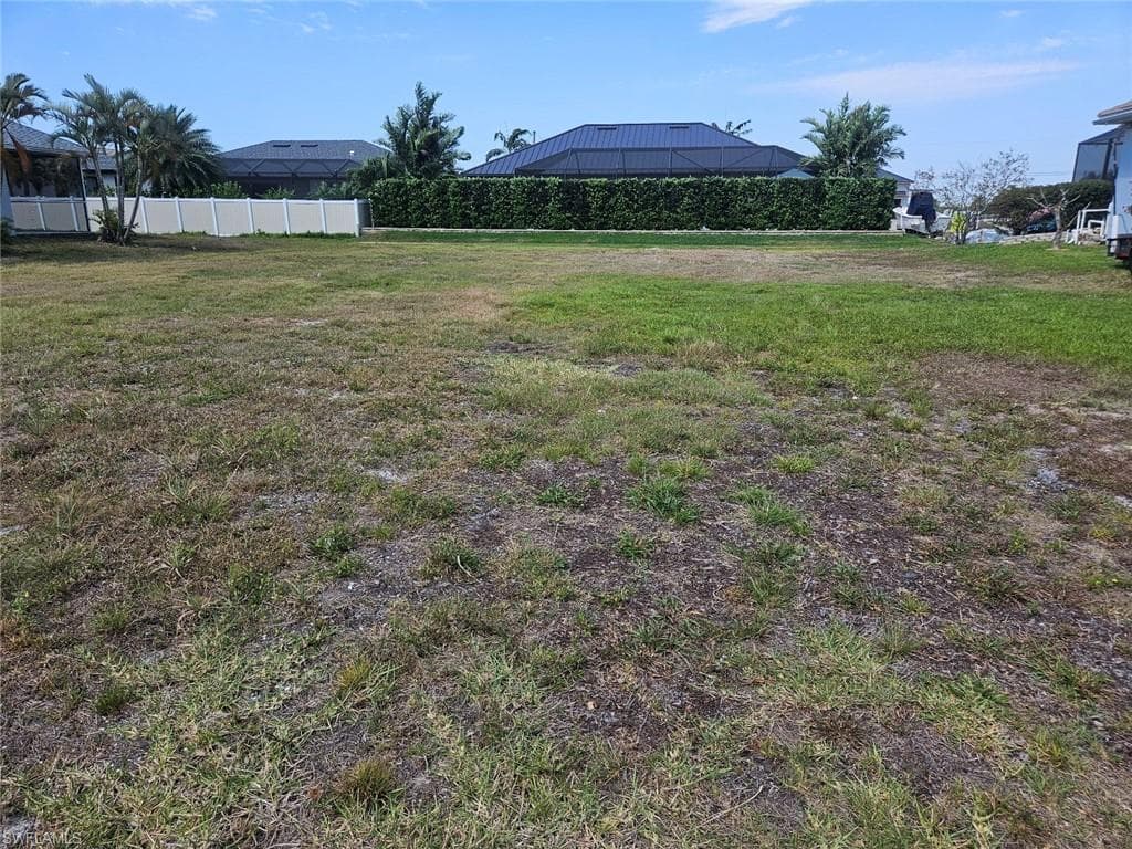 420 SW 38th PL CAPE CORAL, FL 33991