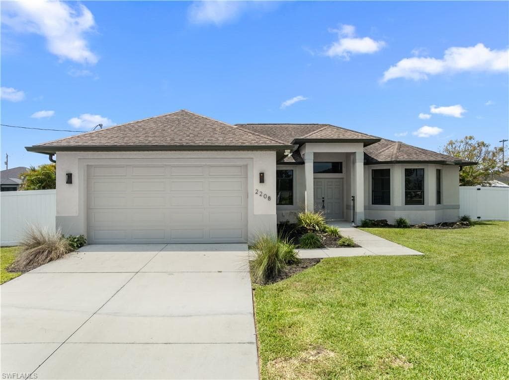2208 SW 12th LN CAPE CORAL, FL 33991