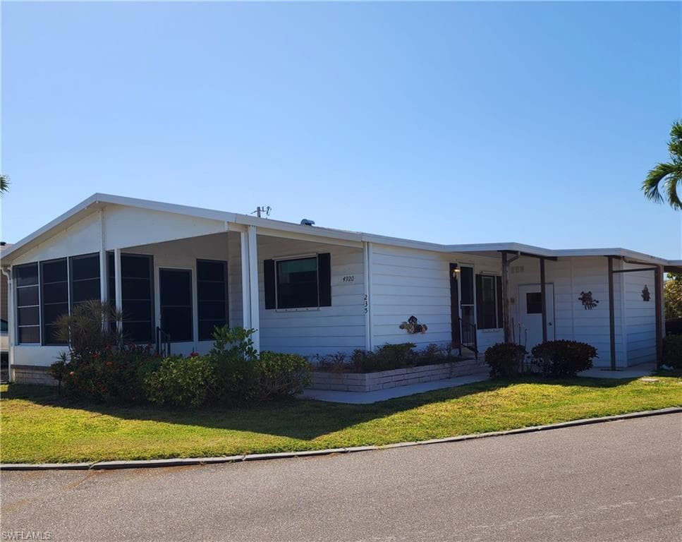 4920 Pinfish LN ST. JAMES CITY, FL 33956