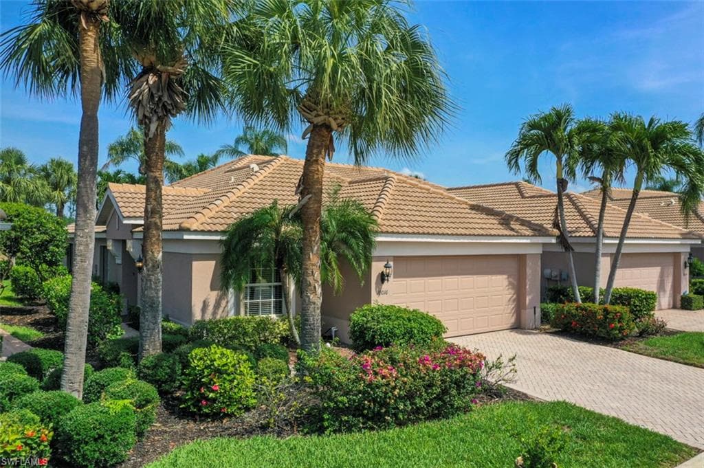 10016 Majestic AVE FORT MYERS, FL 33913