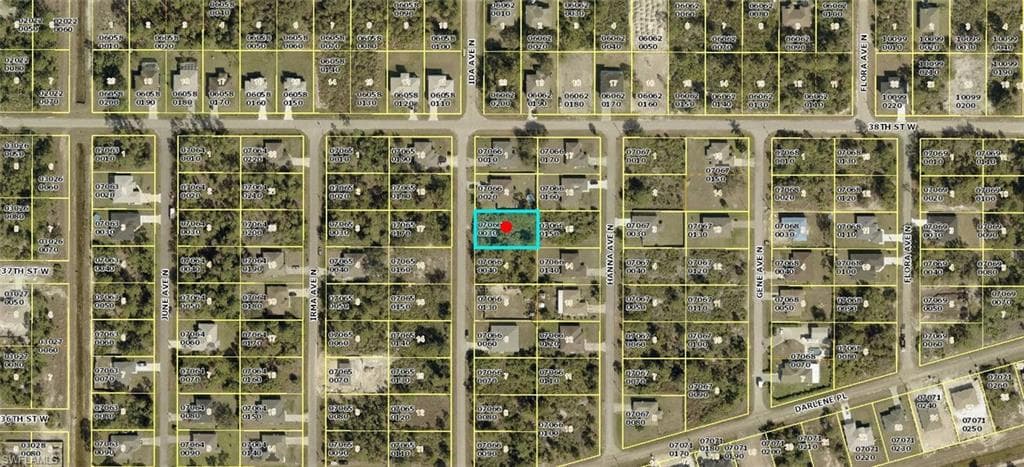 3702 Ida AVE N LEHIGH ACRES, FL 33971