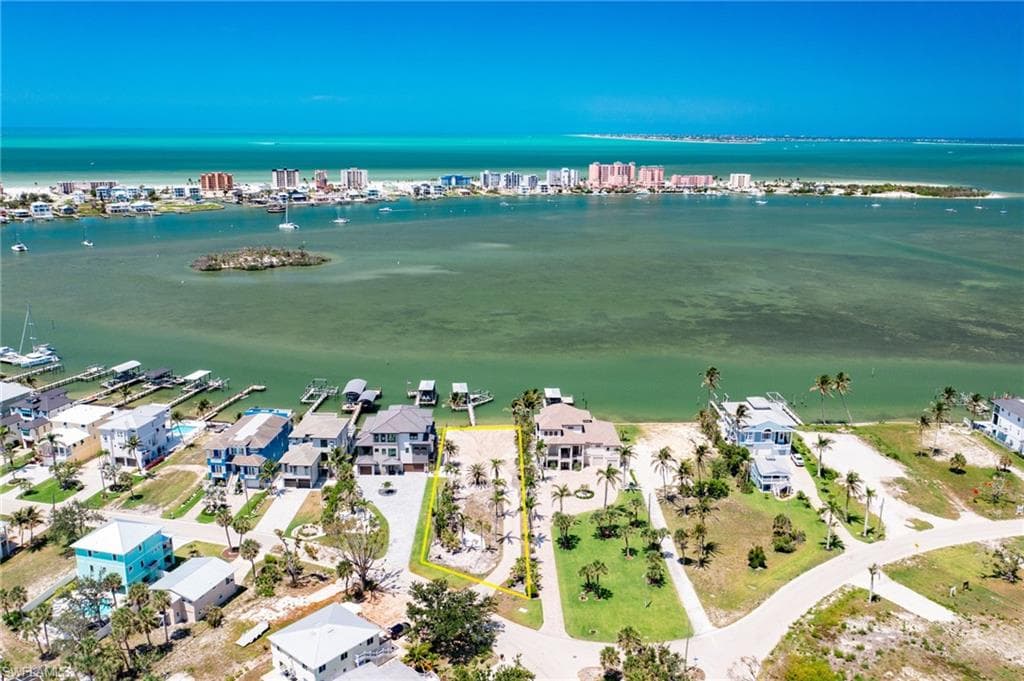 855 San Carlos DR FORT MYERS BEACH, FL 33931