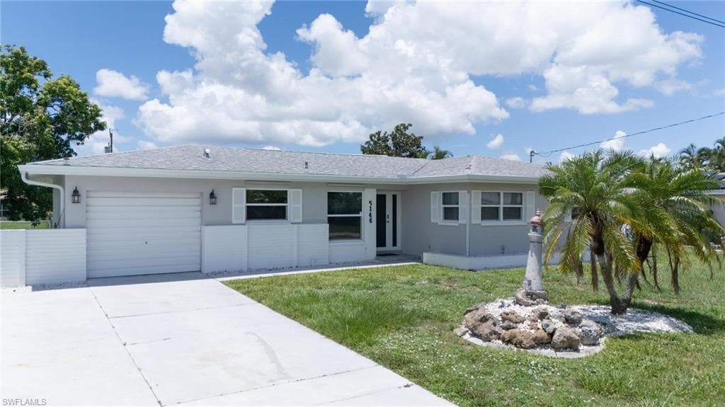 5146 York CT CAPE CORAL, FL 33904