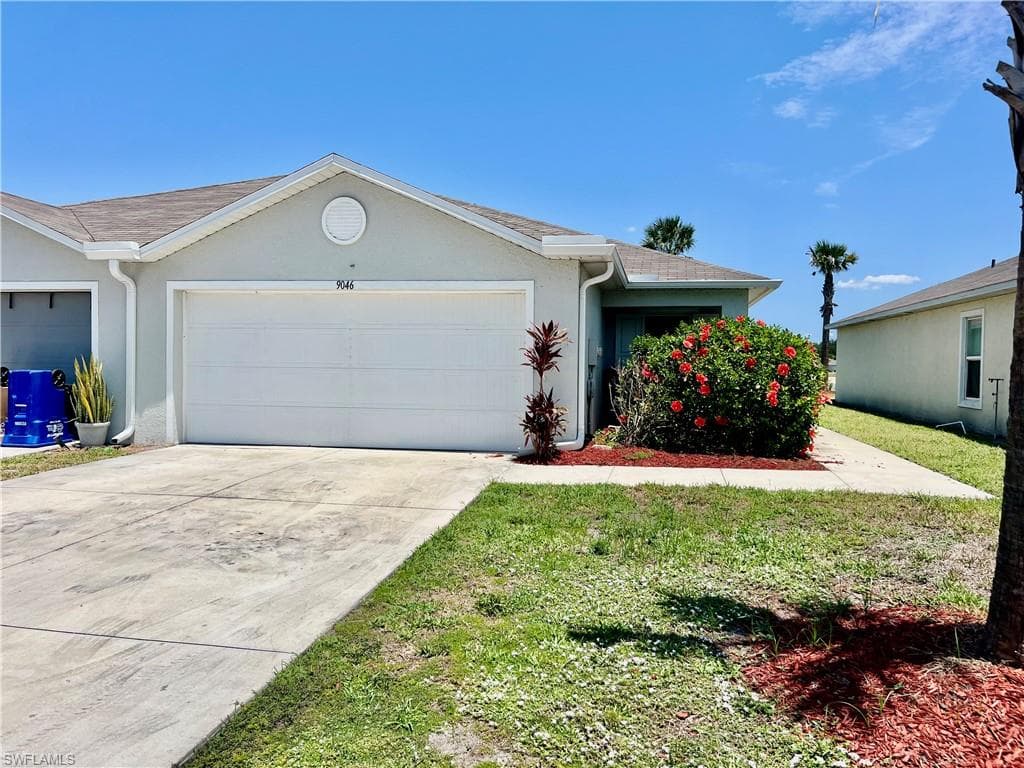 9046 Aegean CIR LEHIGH ACRES, FL 33936