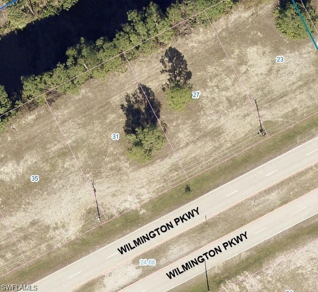 31 Wilmington PKWY CAPE CORAL, FL 33993