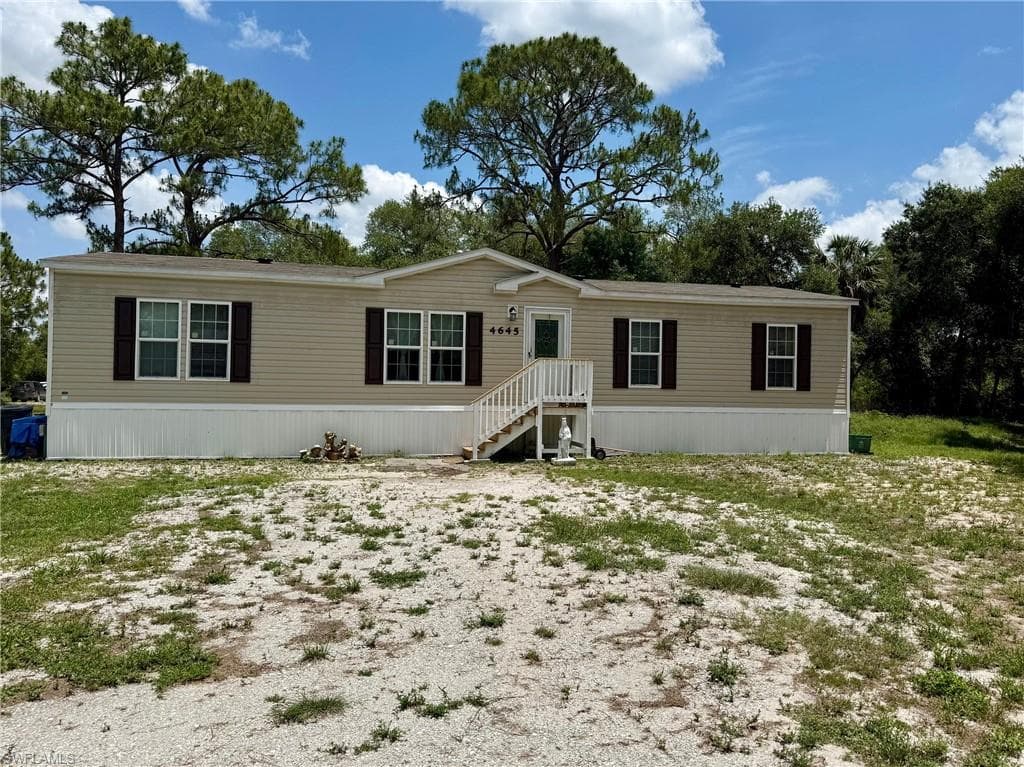 4645 Pioneer 16th ST CLEWISTON, FL 33440