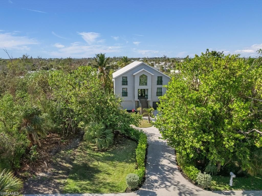 939 Beach RD SANIBEL, FL 33957