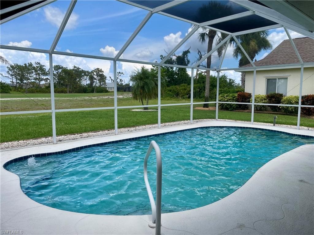 86 Pinehurst PL ROTONDA WEST, FL 33947