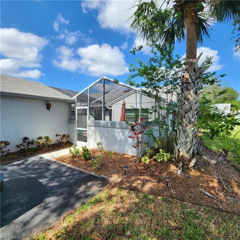 9571 Green Cypress LN 8 FORT MYERS, FL 33905