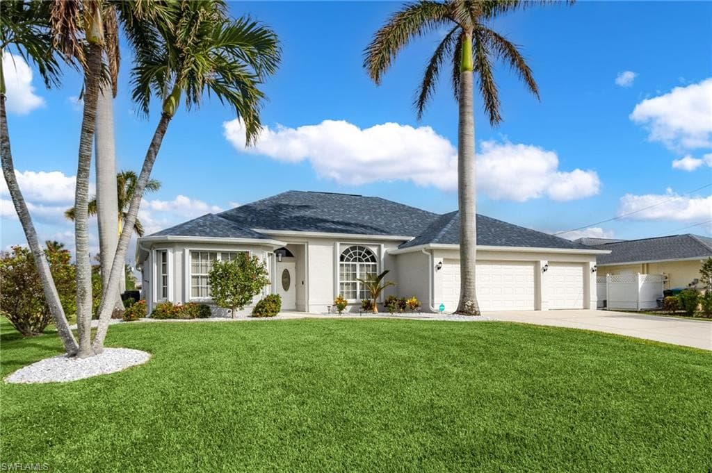 2819 SW 37th TER CAPE CORAL, FL 33914