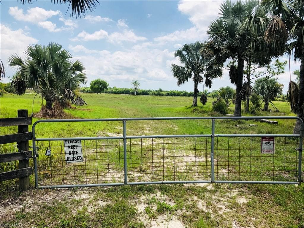 20501 Williams DR NORTH FORT MYERS, FL 33917