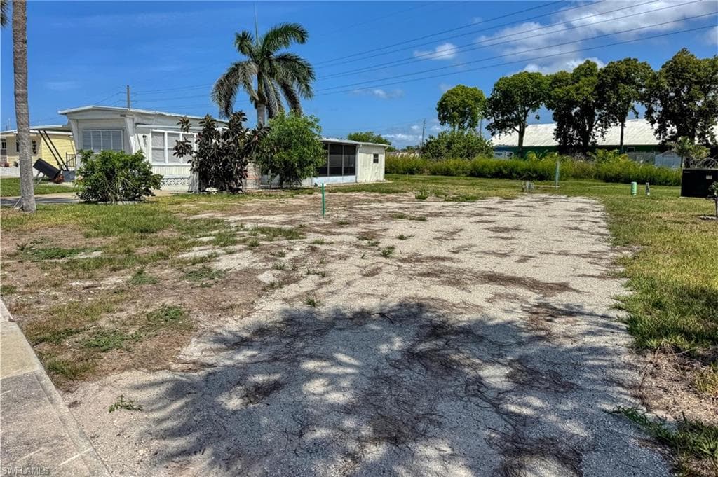 11260 Bayside BLVD FORT MYERS BEACH, FL 33931