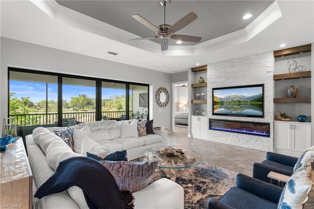 8761 Bellano CT 202 NAPLES, FL 34119