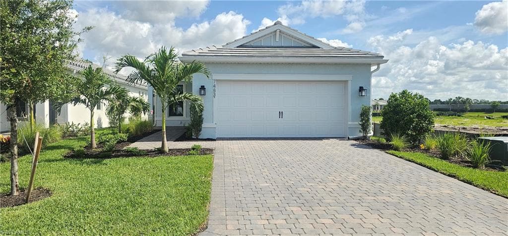 7433 Blue Salvia DR NORTH FORT MYERS, FL 33917
