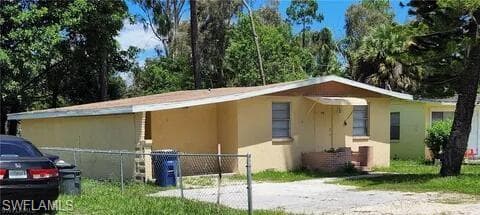 5640 4th AVE FORT MYERS, FL 33907