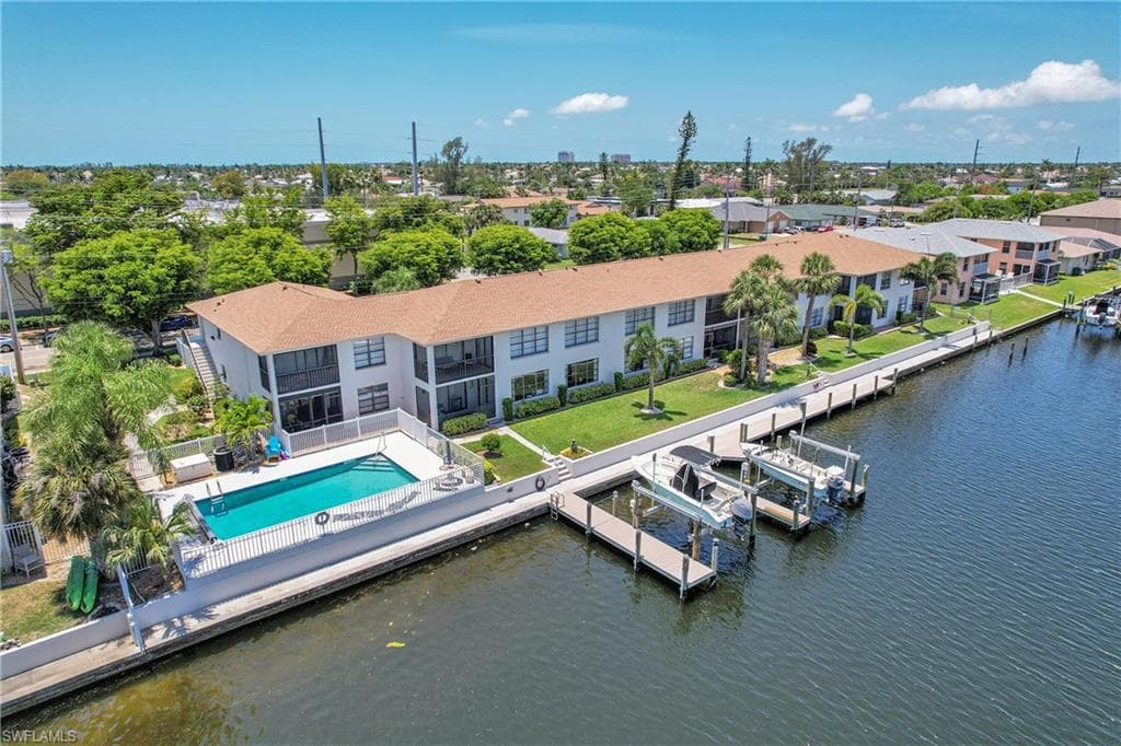 131 SW 47th TER 201 CAPE CORAL, FL 33914