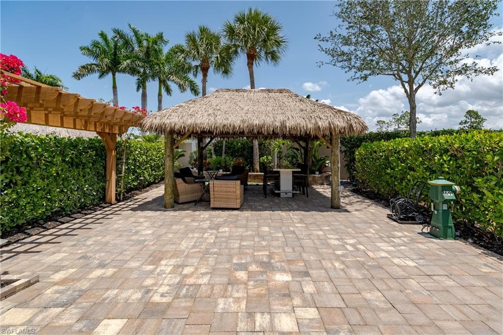 13615 Snook CIR NAPLES, FL 34114