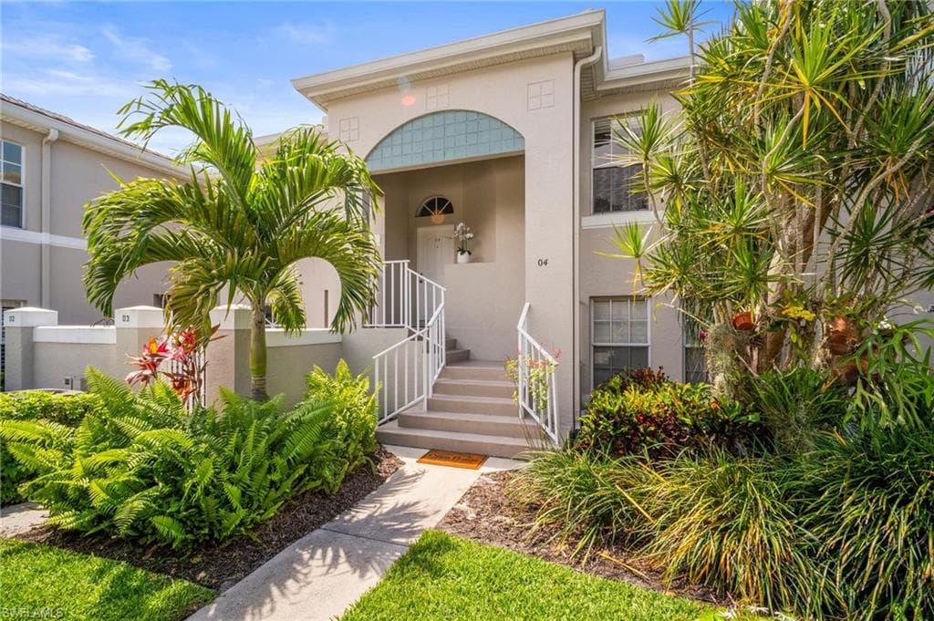 1771 Bermuda Greens BLVD O4 NAPLES, FL 34110
